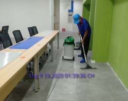 Dịch vụ vệ sinh văn phòng công ty